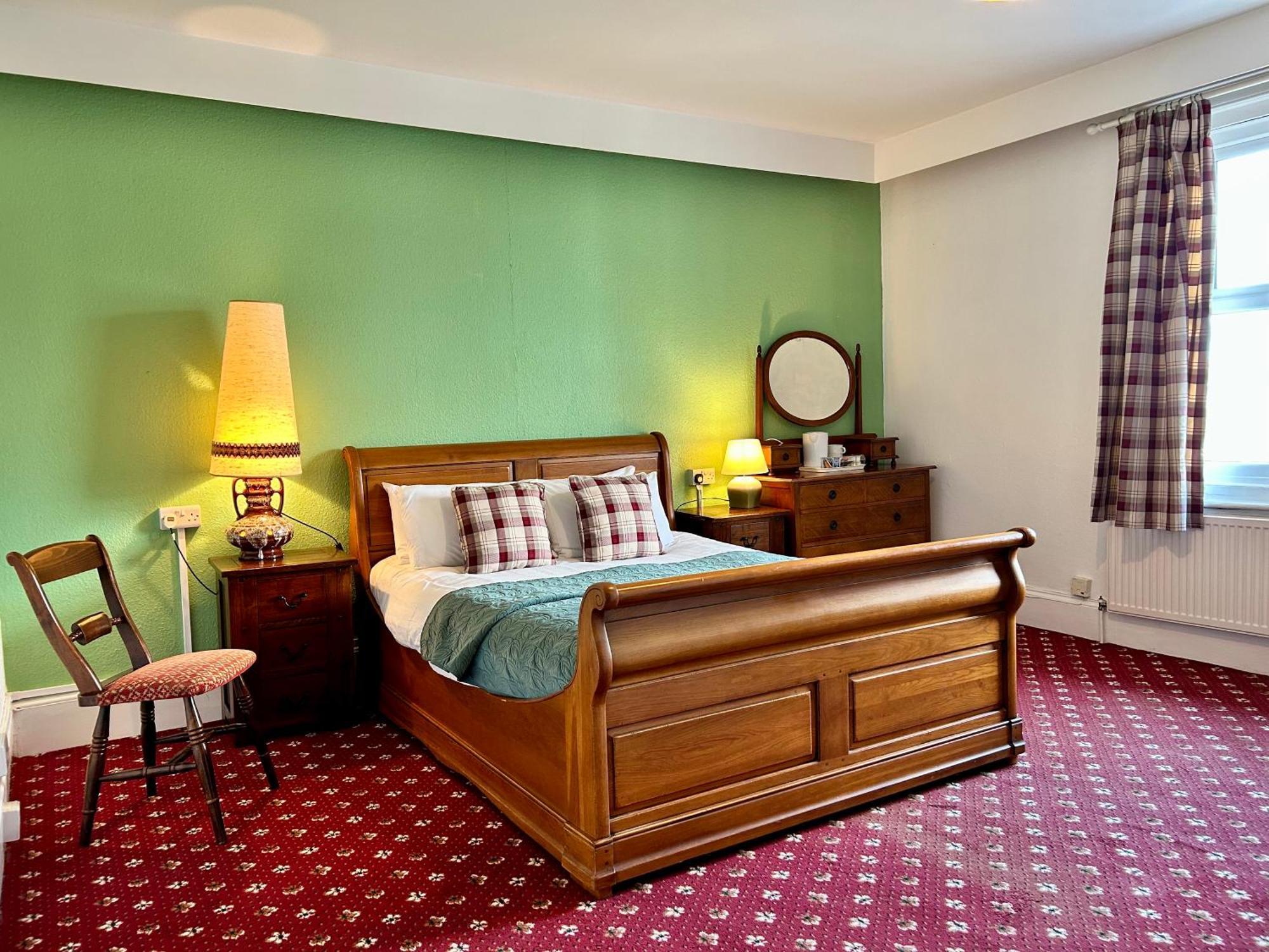 Clarence Quarters Self-Catering Guest House Portsmouth Zewnętrze zdjęcie