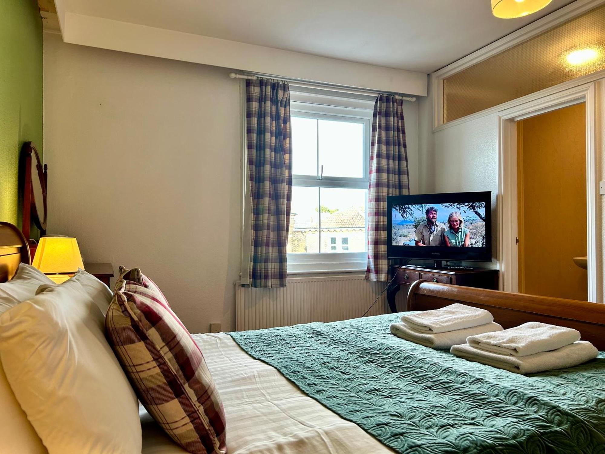 Clarence Quarters Self-Catering Guest House Portsmouth Zewnętrze zdjęcie