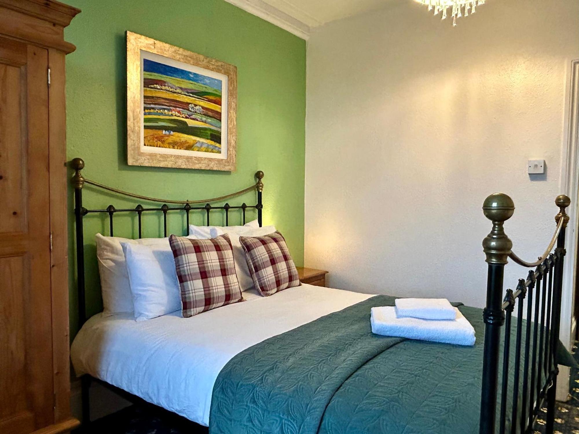 Clarence Quarters Self-Catering Guest House Portsmouth Zewnętrze zdjęcie