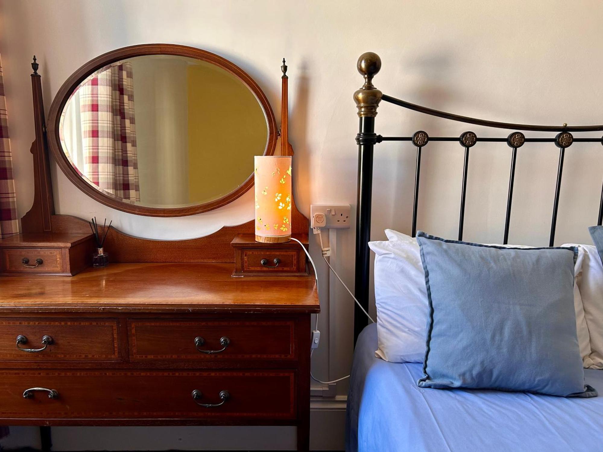 Clarence Quarters Self-Catering Guest House Portsmouth Zewnętrze zdjęcie