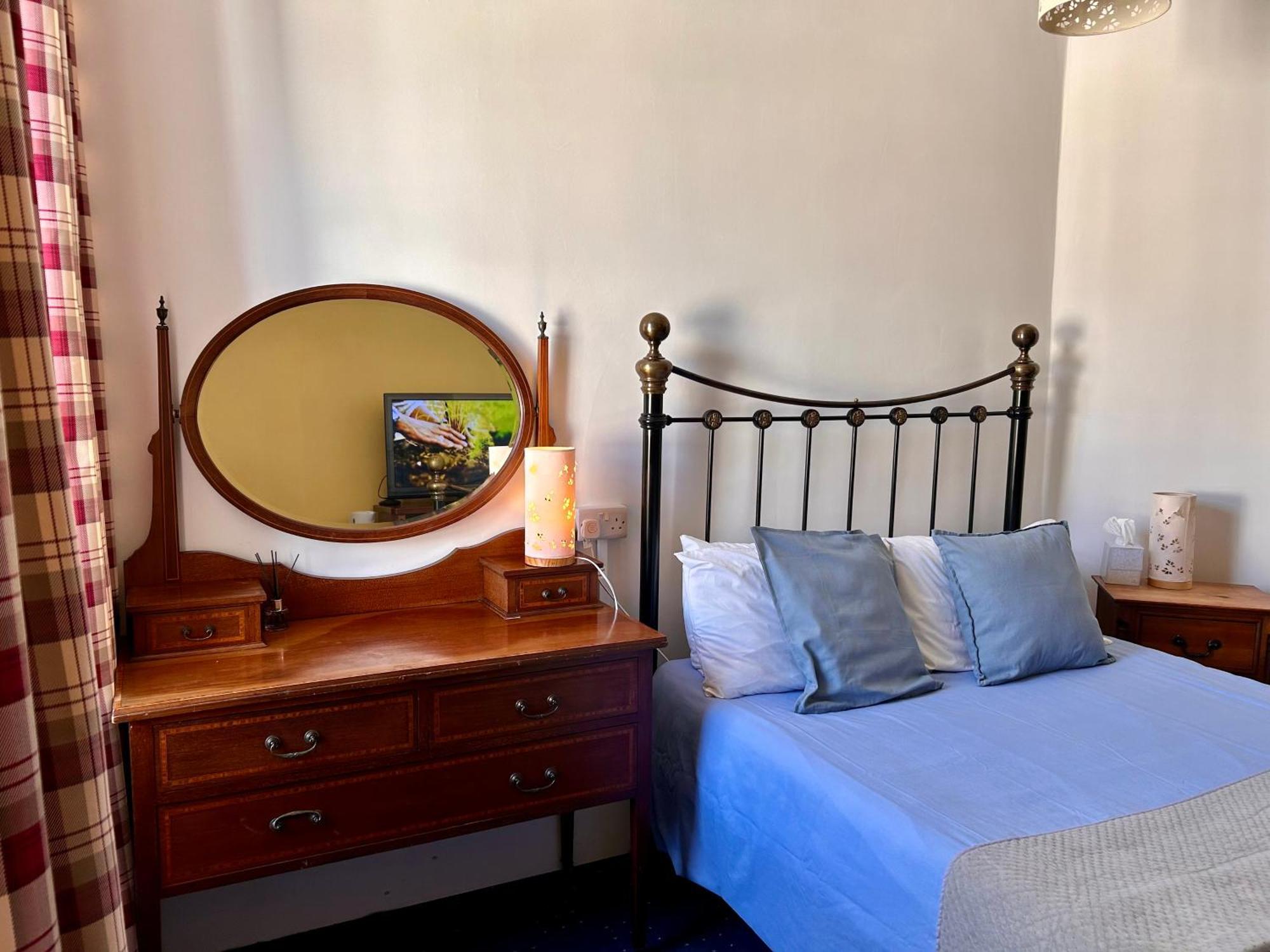 Clarence Quarters Self-Catering Guest House Portsmouth Zewnętrze zdjęcie