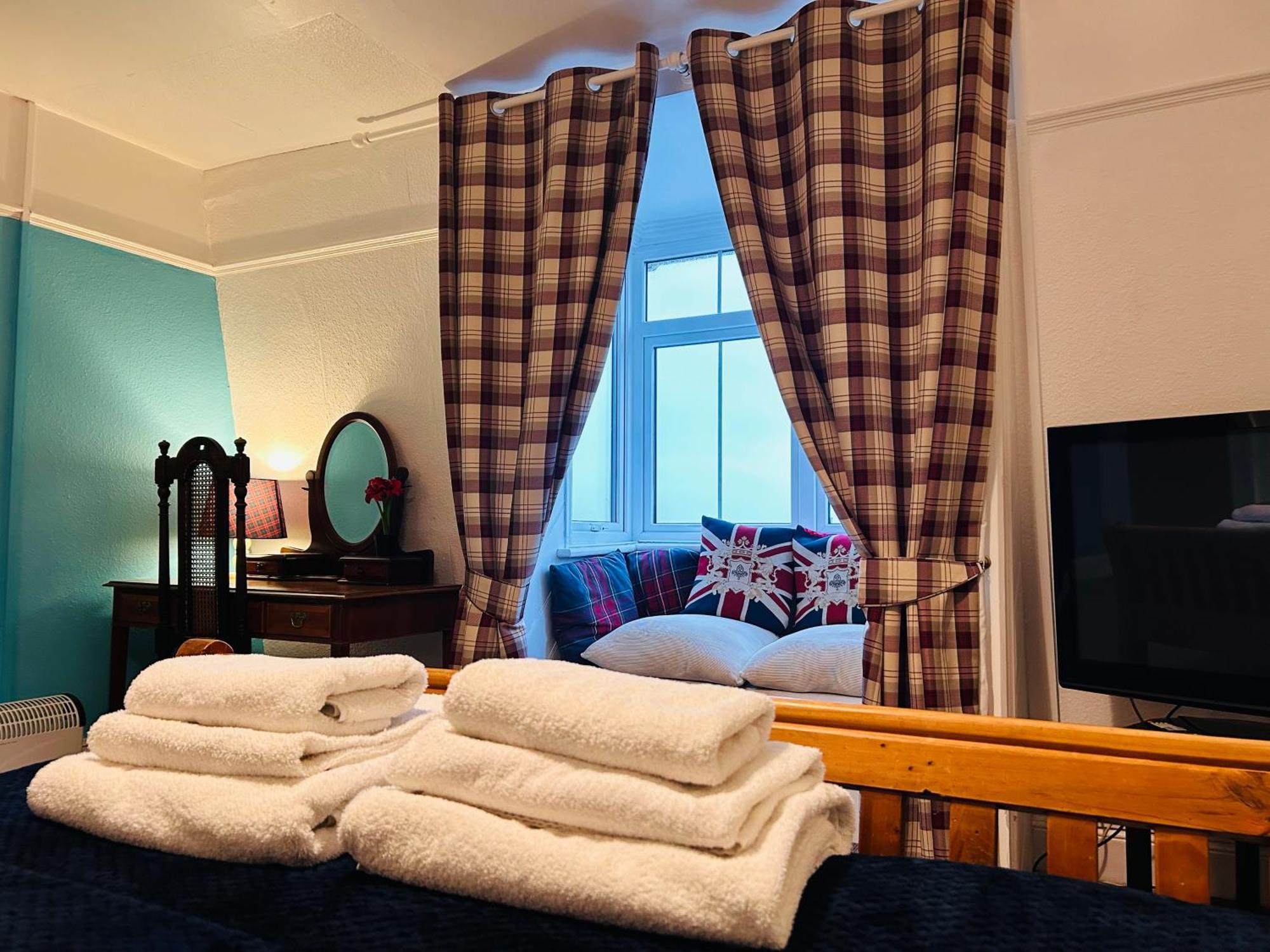 Clarence Quarters Self-Catering Guest House Portsmouth Pokój zdjęcie