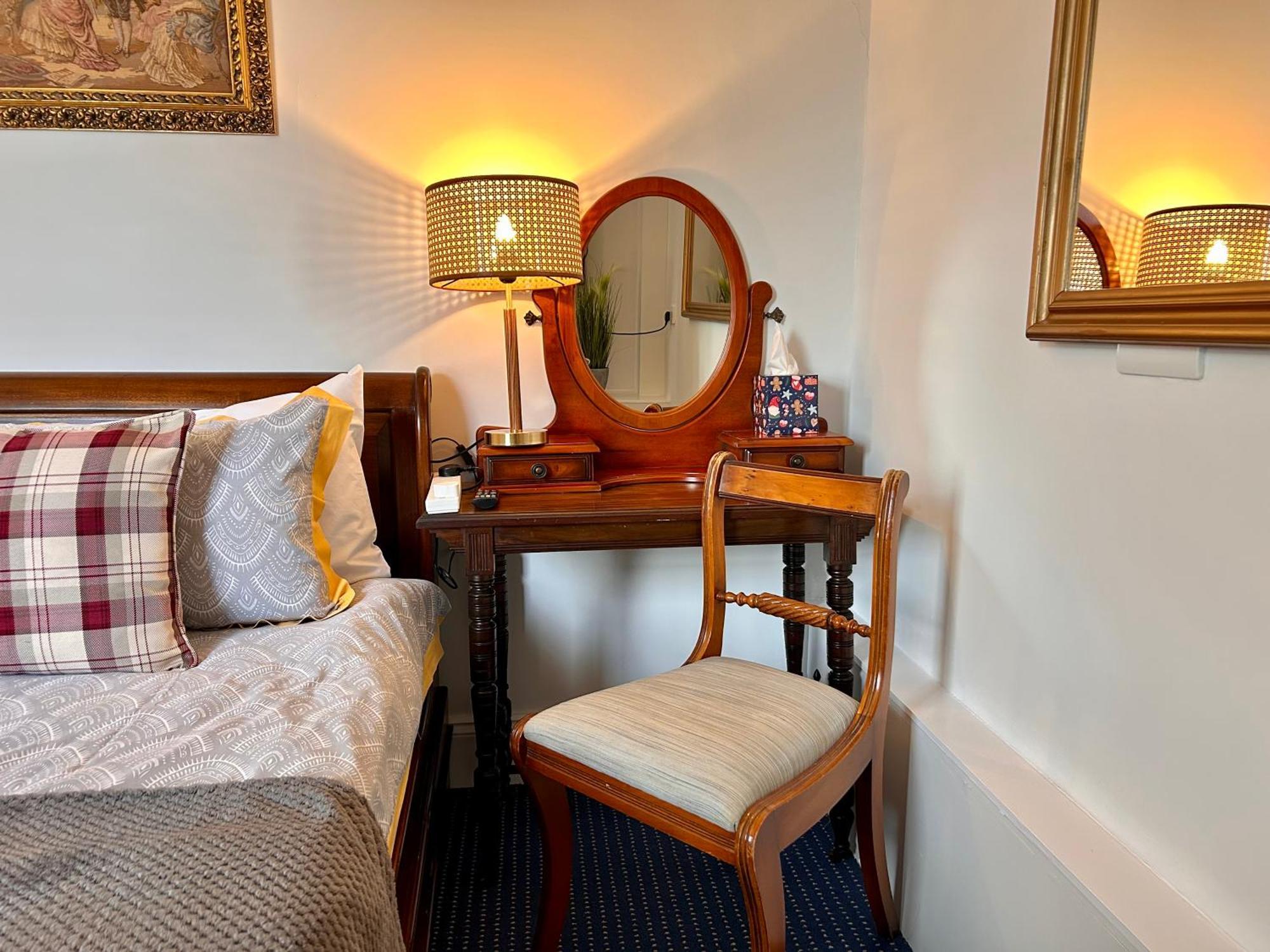 Clarence Quarters Self-Catering Guest House Portsmouth Zewnętrze zdjęcie