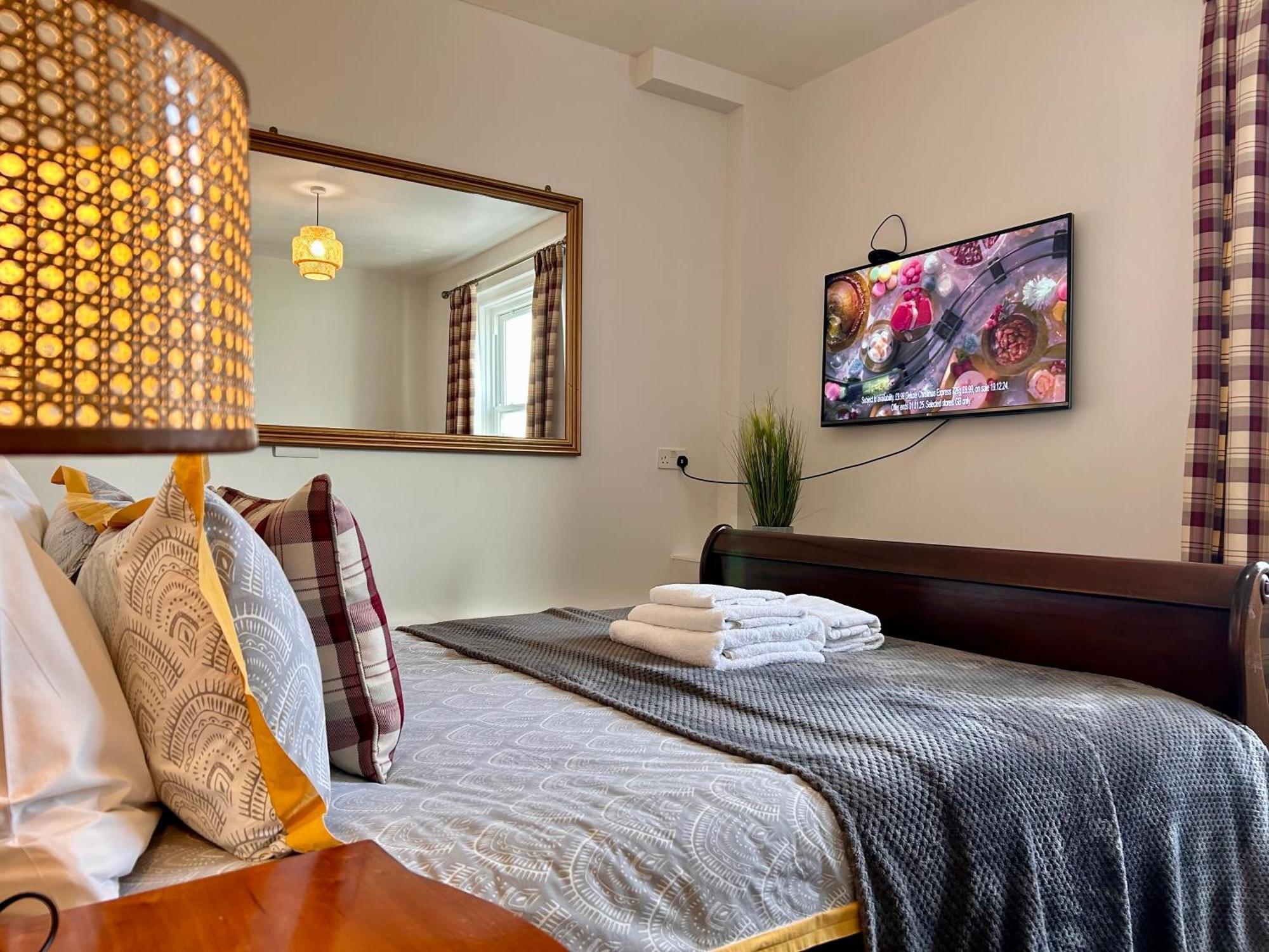 Clarence Quarters Self-Catering Guest House Portsmouth Zewnętrze zdjęcie